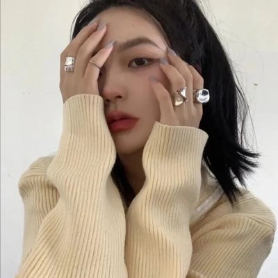 玉美人海报